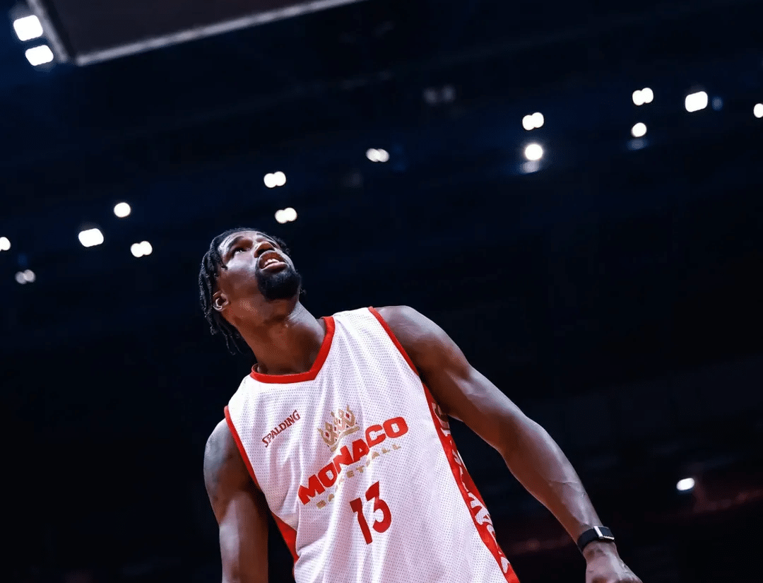 Red Rocha Nba Basketball: the Roca Team returns to victory on the court in Milan ...