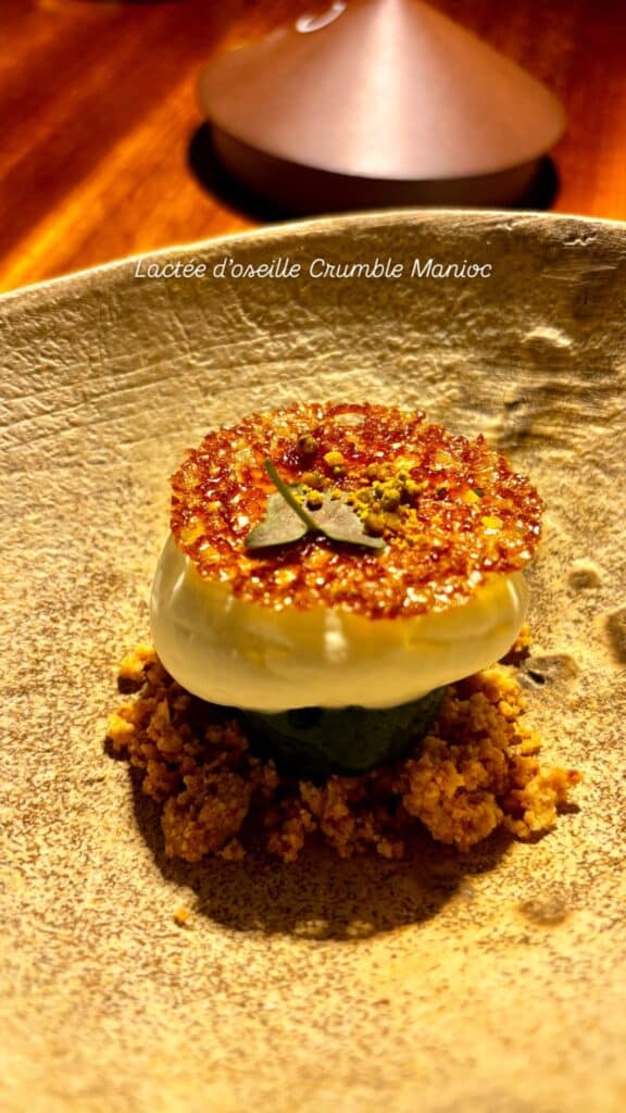 Sorrel Lactée crumble Cassava.