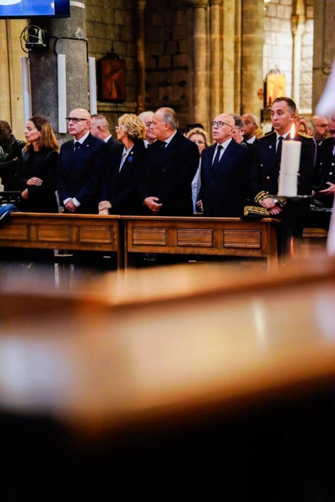The elected officials during the ceremony in the Basilica of Notre-Dame de Nice.